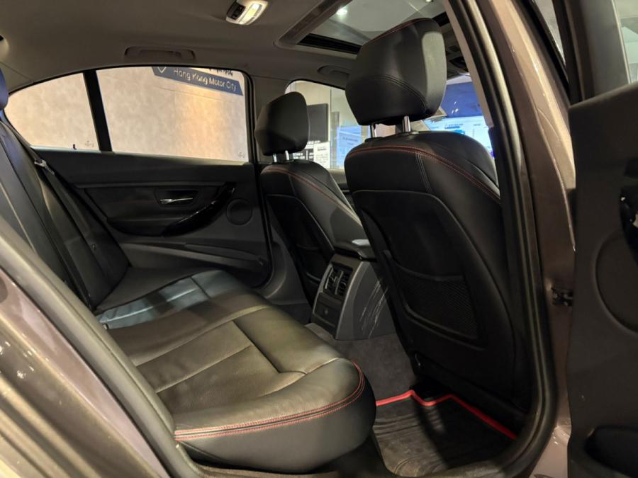 328iA Sport - Image 5